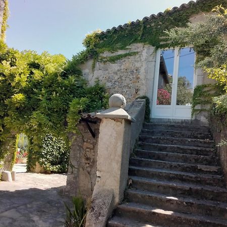 Le Domaine Du Soulier -Gite Et Chambres D'Hotes - La Maison Du Gardien Tornac Exteriör bild