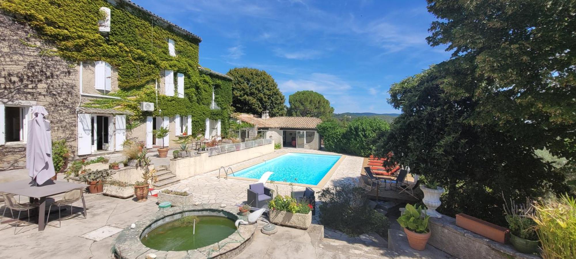 Le Domaine Du Soulier -Gite Et Chambres D'Hotes - La Maison Du Gardien Tornac Exteriör bild