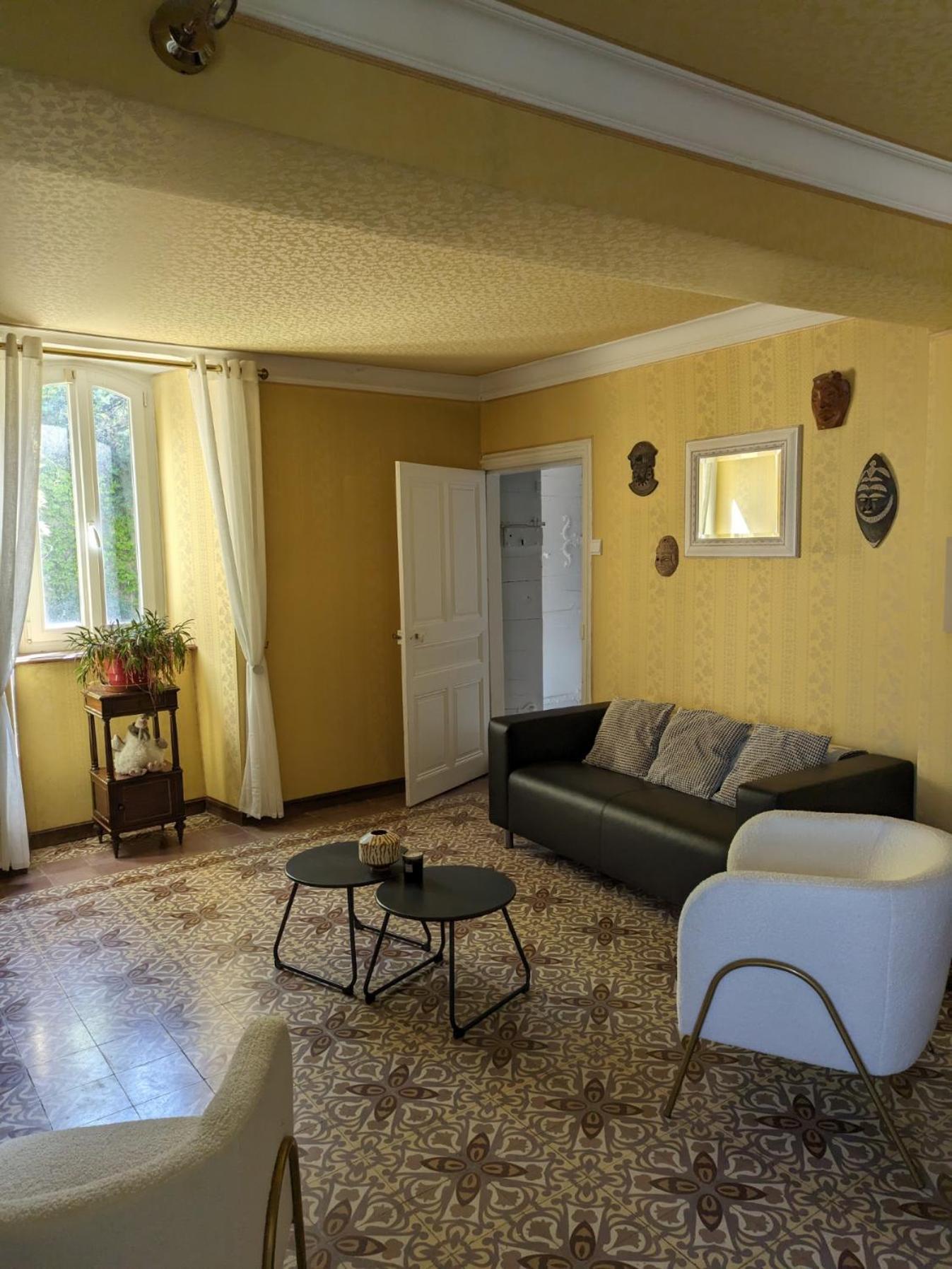 Le Domaine Du Soulier -Gite Et Chambres D'Hotes - La Maison Du Gardien Tornac Exteriör bild