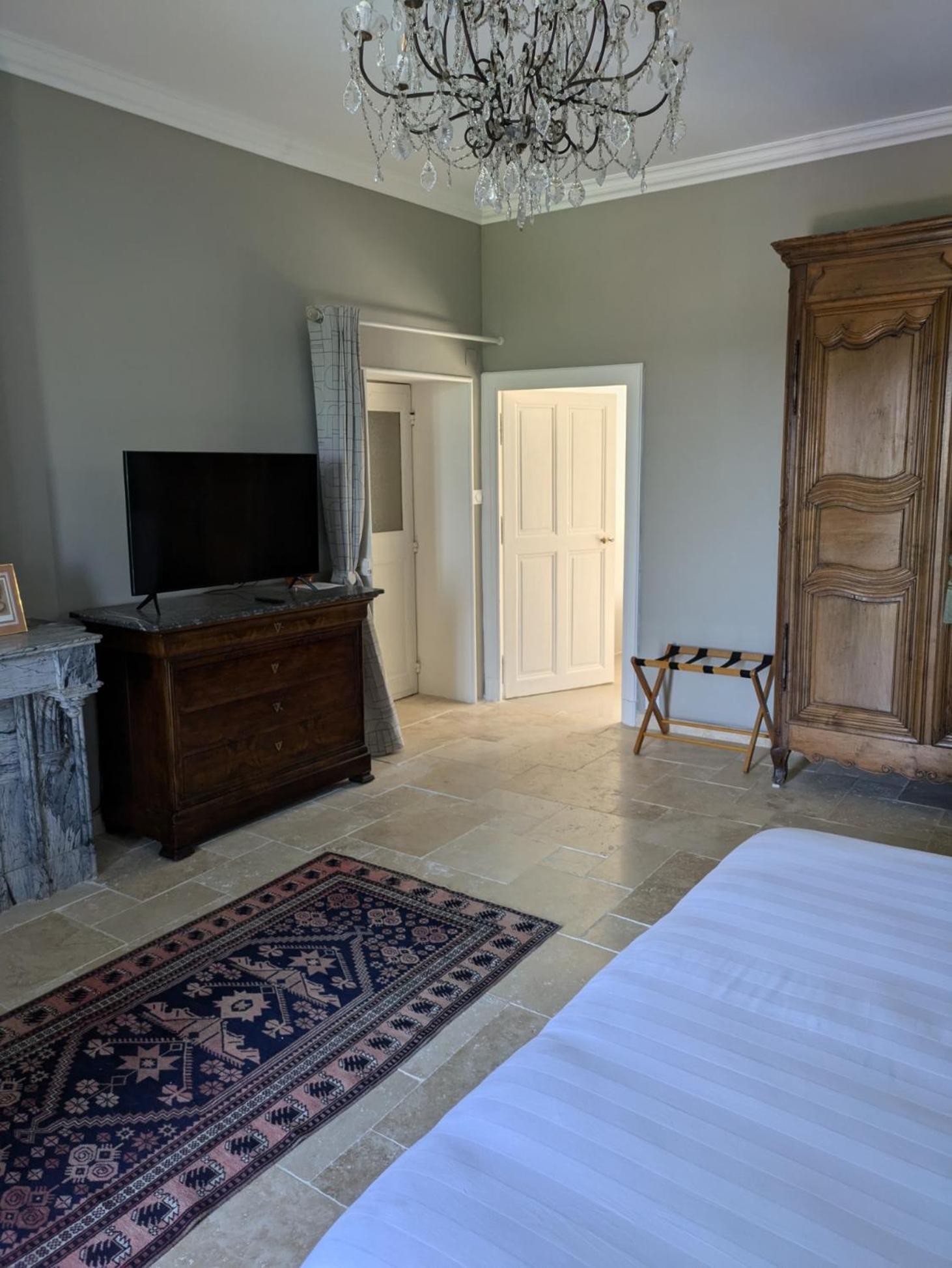 Le Domaine Du Soulier -Gite Et Chambres D'Hotes - La Maison Du Gardien Tornac Exteriör bild